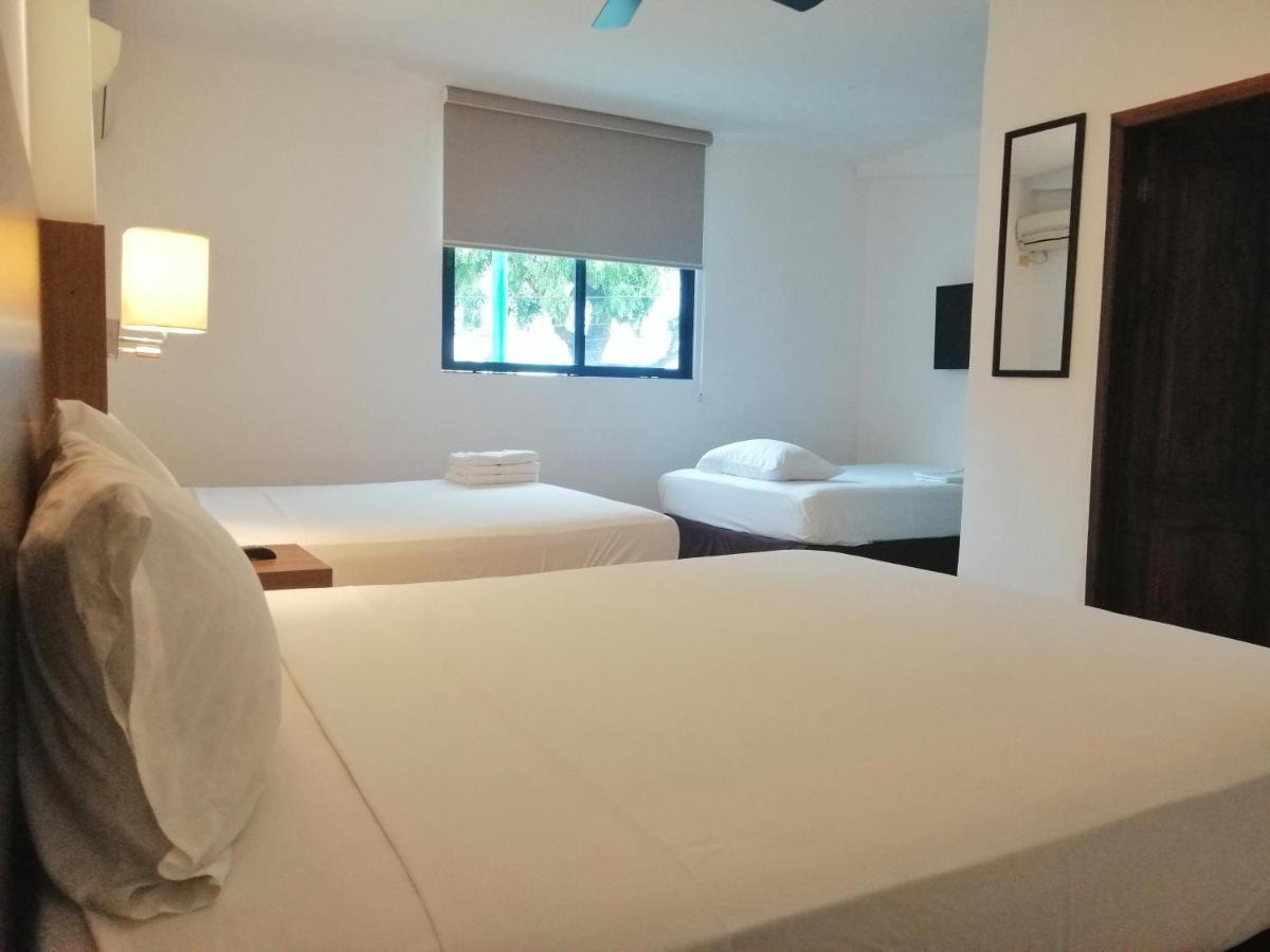 Buenavista Place Hotel Bahia de Caraquez Buitenkant foto