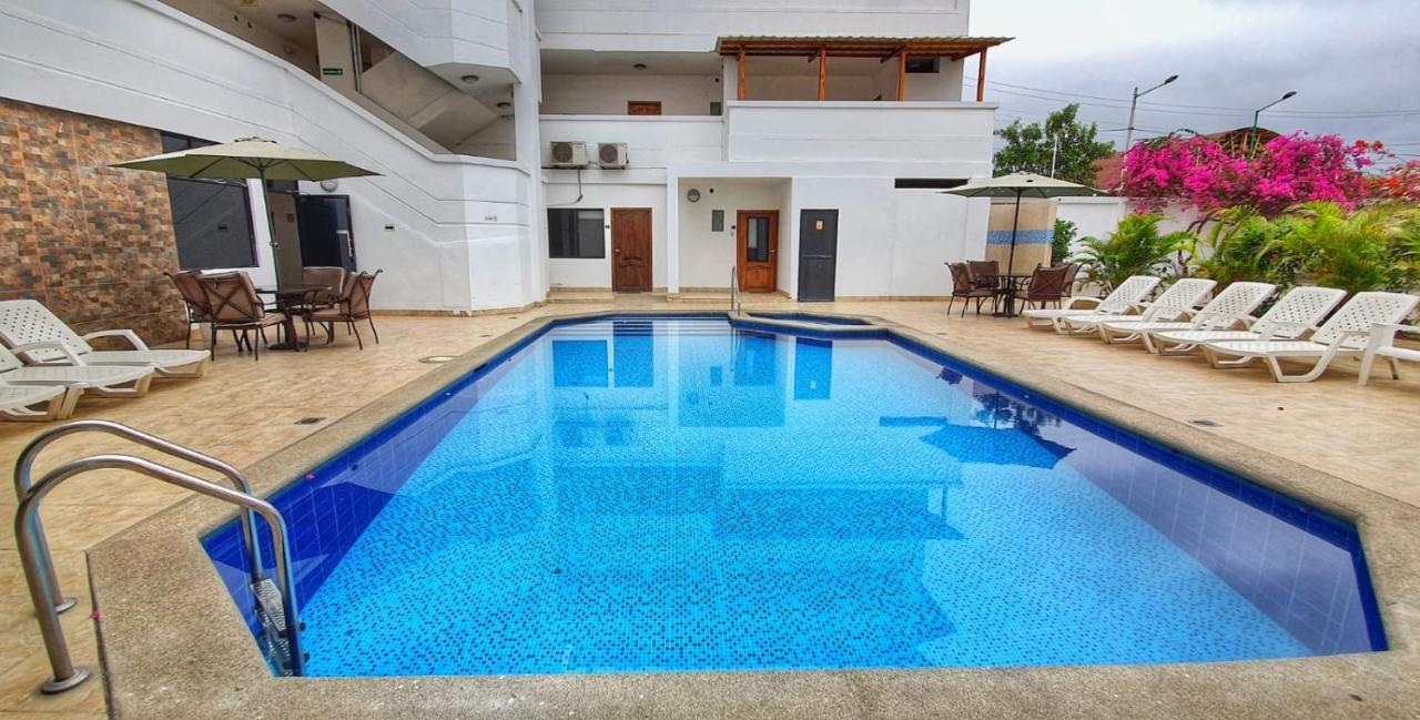 Buenavista Place Hotel Bahia de Caraquez Buitenkant foto