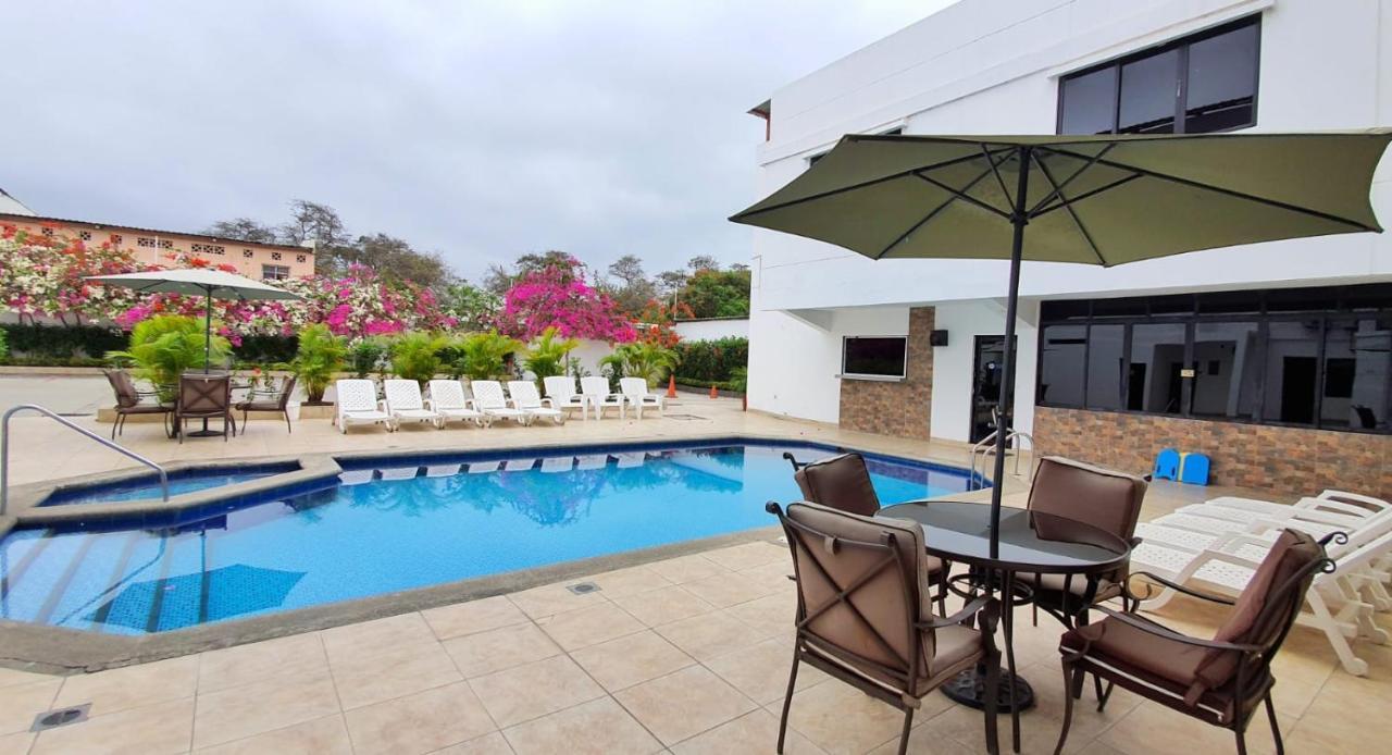 Buenavista Place Hotel Bahia de Caraquez Buitenkant foto